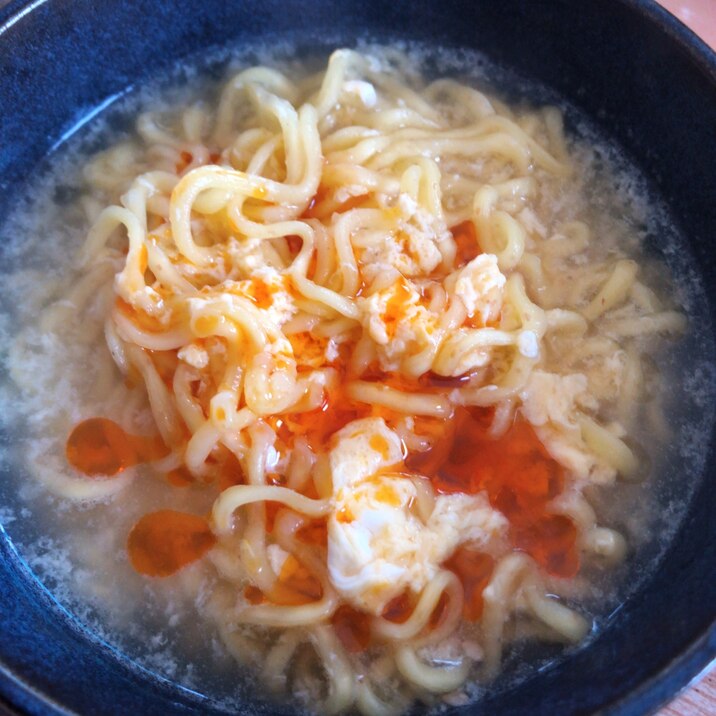 ふわふわ卵ラーメン